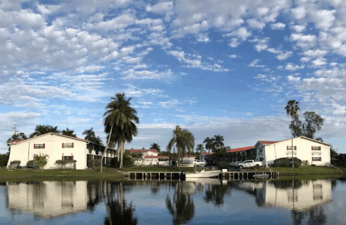 Coral Harbor Apartments