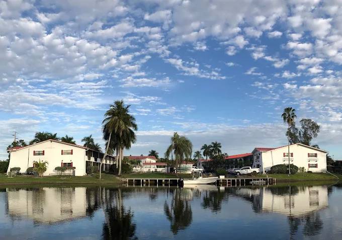 Coral Harbor Apartments